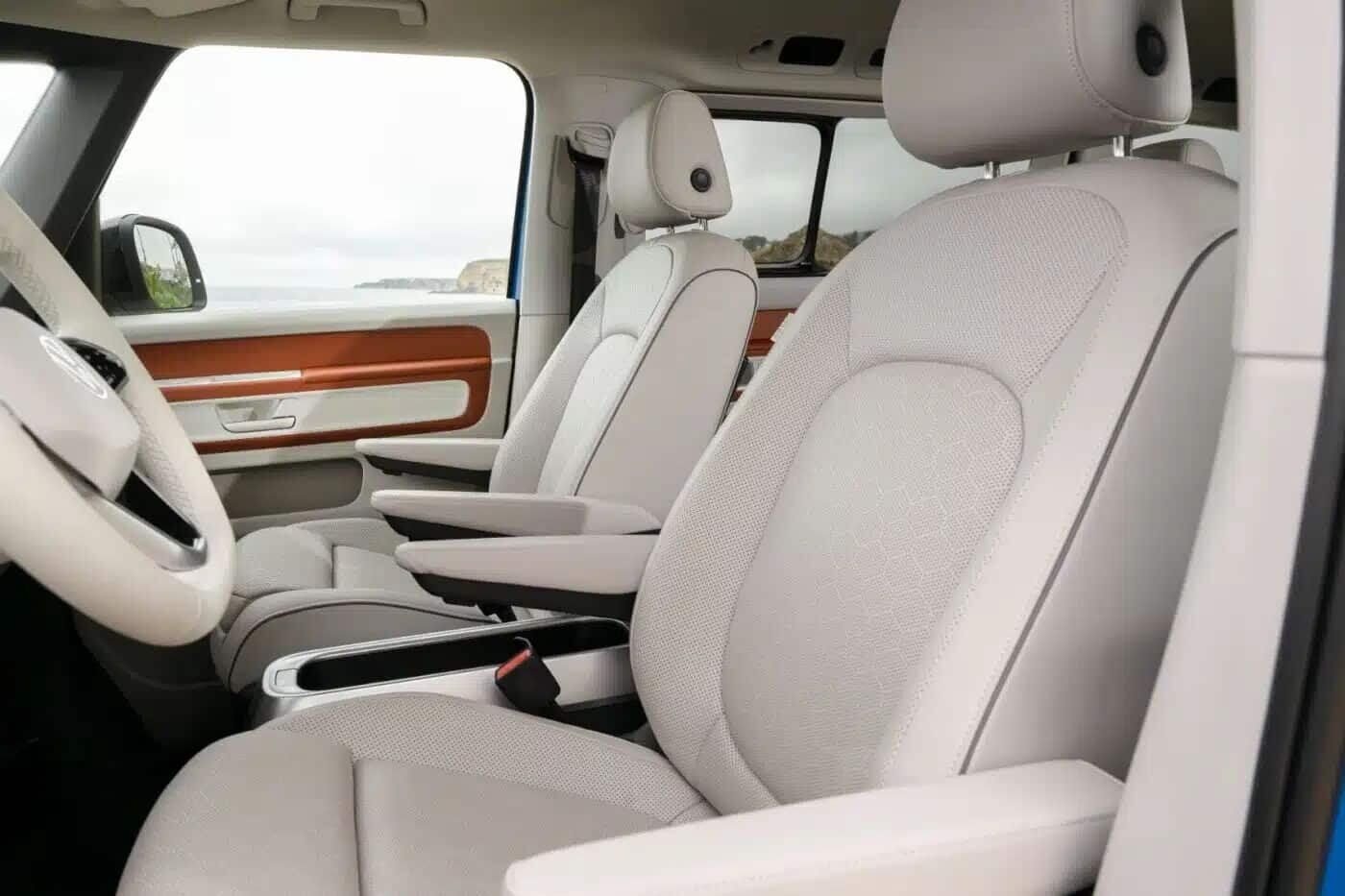 Vw Id Buzz Test 2025 Mit 7 Sitzen Und Als Gtx Wird Die Ikone Zum Familienhelden