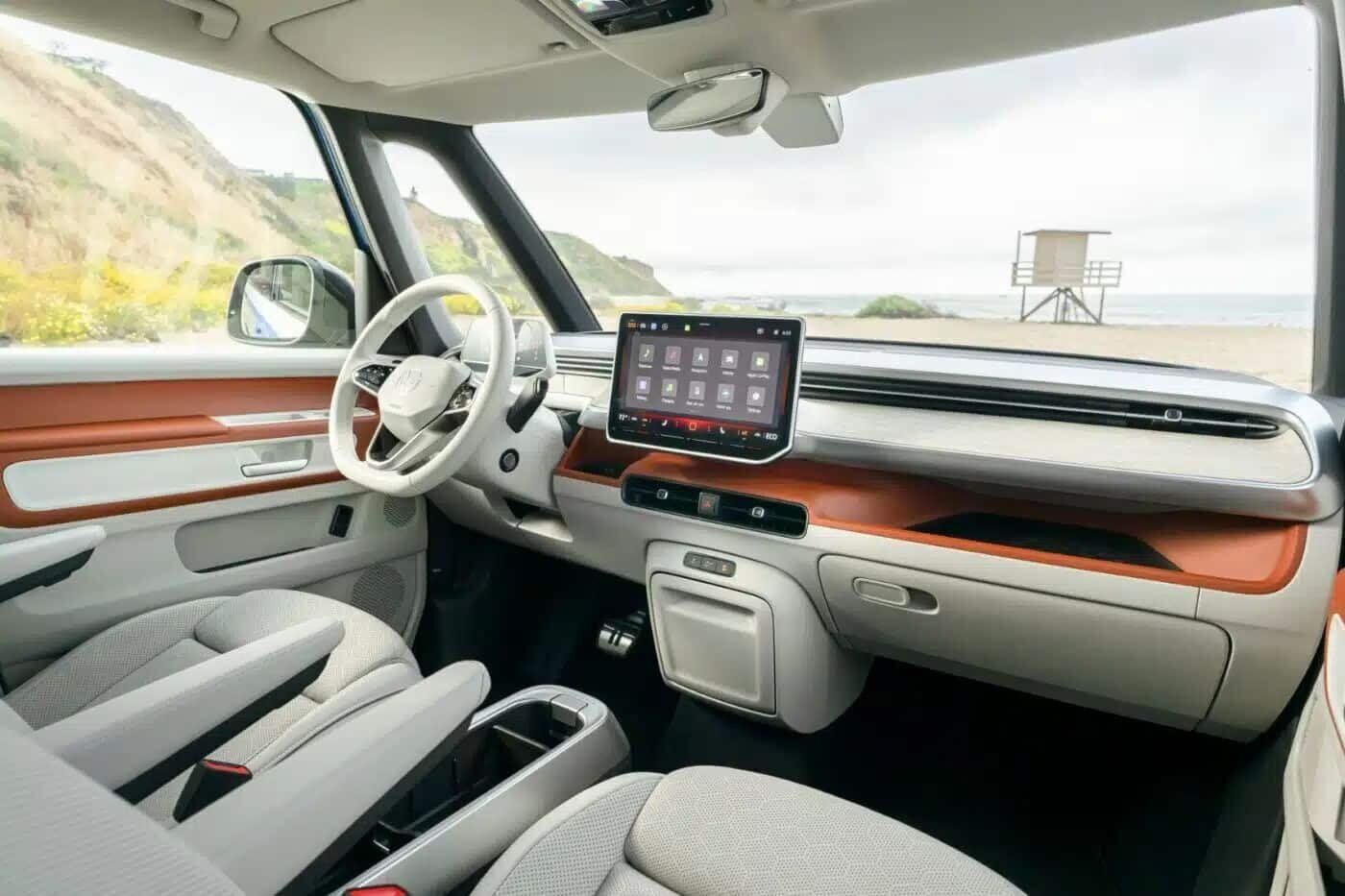 Vw Id Buzz Test 2025 Mit 7 Sitzen Und Als Gtx Wird Die Ikone Zum Familienhelden