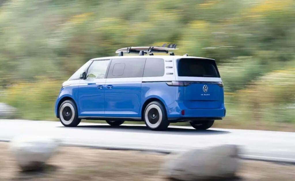 Vw Id Buzz Test 2025 Mit 7 Sitzen Und Als Gtx Wird Die Ikone Zum Familienhelden