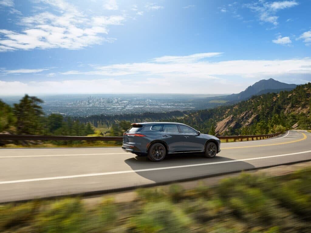 Toyota Crown Signia 2025 Test Des Hybrid meisterstücks Das Wir Nicht Bekommen